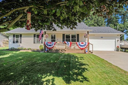 780 Horton Rd, Muskegon, MI, 49445-1941 | Card Image