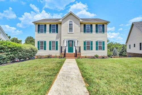 1744 High Gate Ln, Salem, VA, 24153-5986 | Card Image