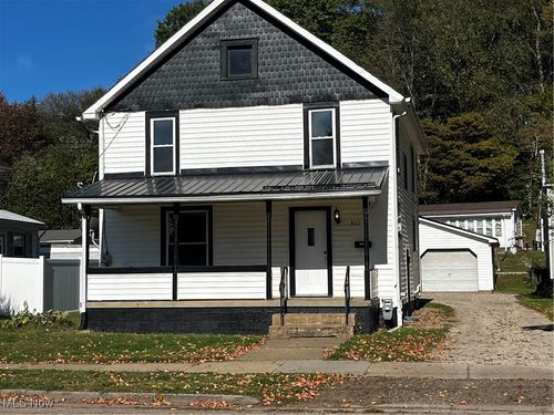 802 Elizabeth St, Minerva, OH, 44657-1515 | Card Image