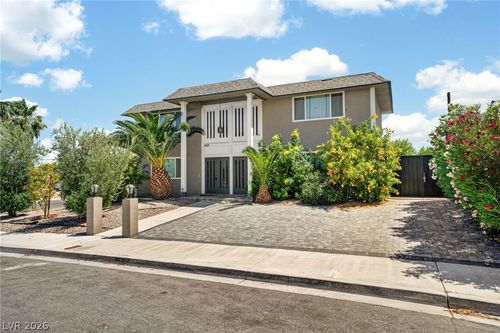 4401 Parkchester Cir, Las Vegas, NV, 89108-2046 | Card Image