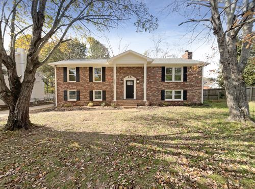 7605 Rolling River Pkwy, Nashville, TN, 37221-3375 | Card Image