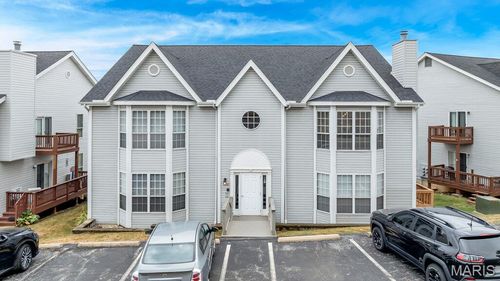 apt-c-1716 Whispering Creek Dr, Ballwin, MO, 63021-8468 | Card Image
