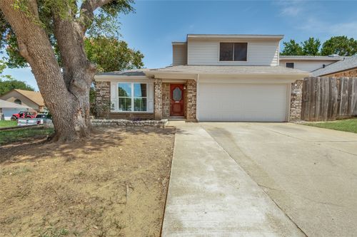 1453 Thistlewood Ln, Grapevine, TX, 76051-2753 | Card Image