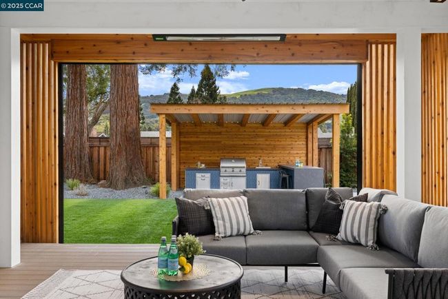 17 Canary Ct, House other with 6 bedrooms, 4 bathrooms and 3 parking in Danville CA | Image 7