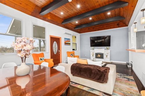 3404 Mohegan Ave, Mohegan Lake, NY, 10547-1319 | Card Image