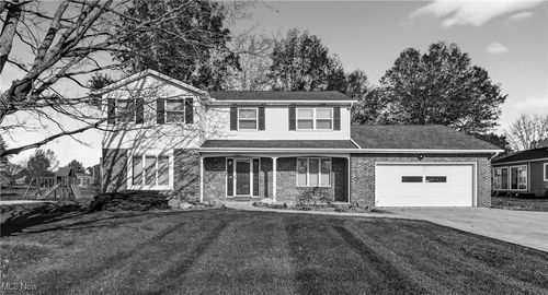 9125 Paulding St Nw, Massillon, OH, 44646-9351 | Card Image