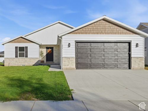 272 N 400 W, Preston, ID, 83263-1074 | Card Image
