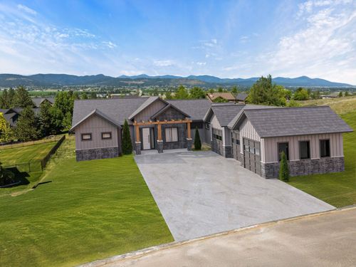 238 N Legacy Ridge Dr, Liberty Lake, WA, 99019-7631 | Card Image