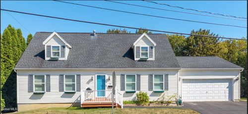 26 Stillwater St, Mechanicville, NY, 12118-1116 | Card Image