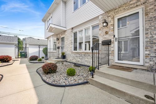 apt-c-10453 Kedzie Ave, CHICAGO, IL, 60655-2046 | Card Image