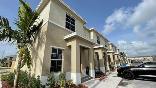 0-440 Ne 4th Ter, Florida City, FL, 33034-3278 | Card Image