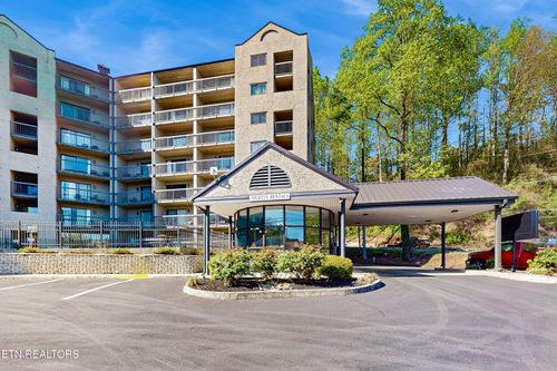 105-306 Baskins Creek Rd, Gatlinburg, TN, 37738-3504 | Card Image