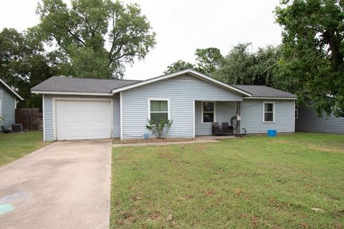 722 Dyer Street, Rockdale, TX, 76567 | Card Image
