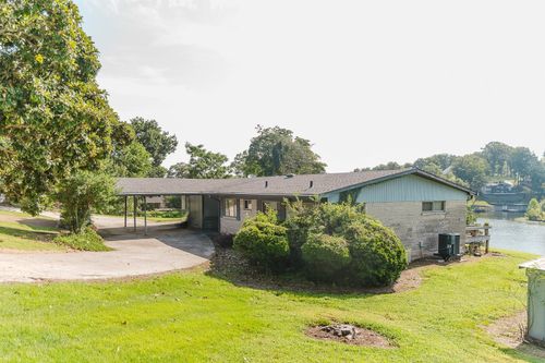 2130 Lime Kiln Rd, Muscle Shoals, AL, 35661 | Card Image