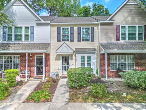 8124 Shadow Oak Dr, North Charleston, SC, 29406-9577 | Card Image