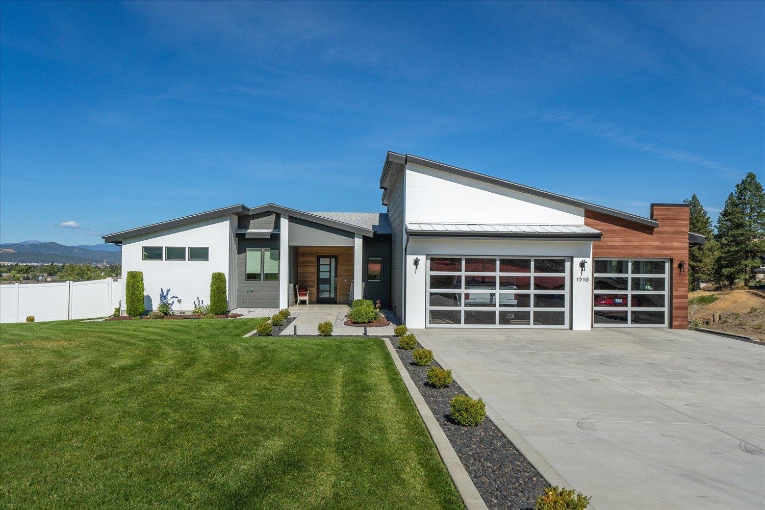 Chapman Rd, Greenacres, WA 99016