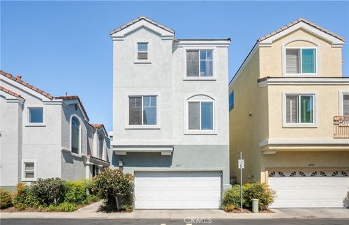 10317 Eclipse Ct, Garden Grove, CA, 92840-6320 | Card Image