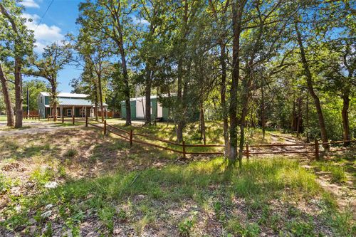 106 Harper Dr, Bastrop, TX, 78602-7656 | Card Image