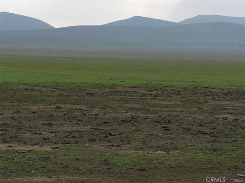 0 043-520-11-00-6 Clover Avenue, Lost Hills, CA, 93249 | Card Image