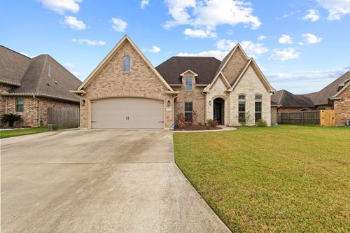 8385 Winnsboro Cir, Beaumont, TX, 77713-4199 | Card Image