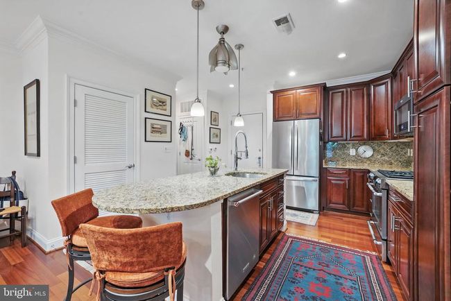 UNIT-207 - 1023 N Royal St, Condo with 2 bedrooms, 2 bathrooms and null parking in ALEXANDRIA VA | Image 6