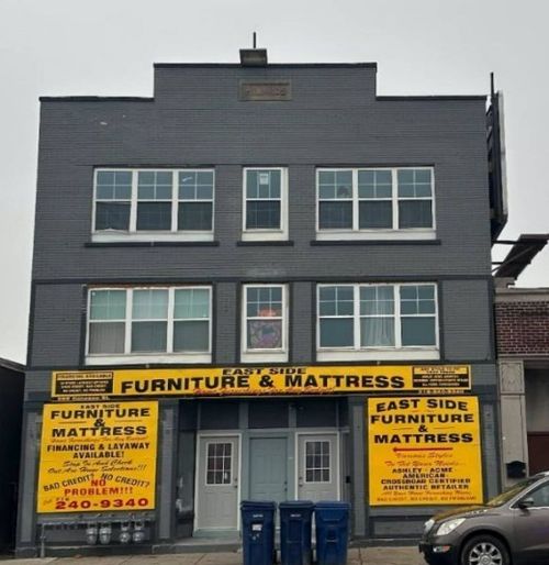 592 Genesee St, Buffalo, NY, 14204-1323 | Card Image