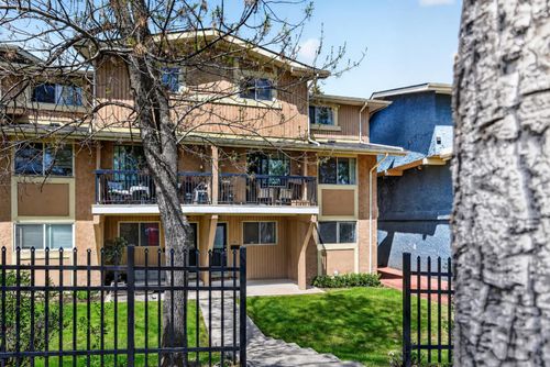 1112-2200 Woodview Drive Sw, Calgary, AB, T2W3N6 | Card Image