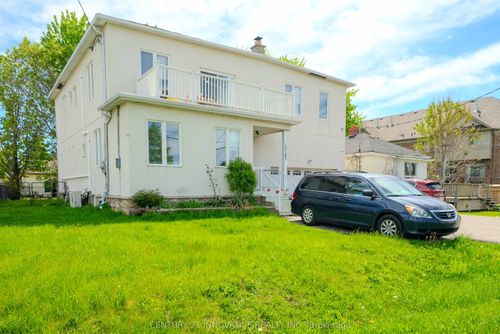 {{alt}} | Card Image