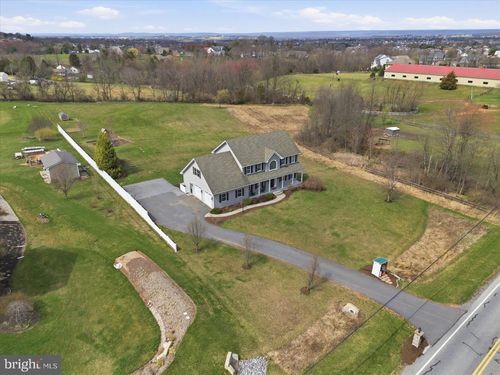 141 Bell Rd, PALMYRA, PA, 17078-8951 | Card Image