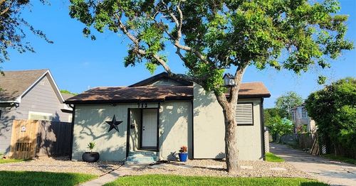 713 Atlantic St, Corpus Christi, TX, 78404-2924 | Card Image