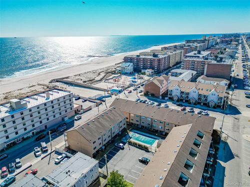 11-811 Shore Rd, Long Beach, NY, 11561-5409 | Card Image