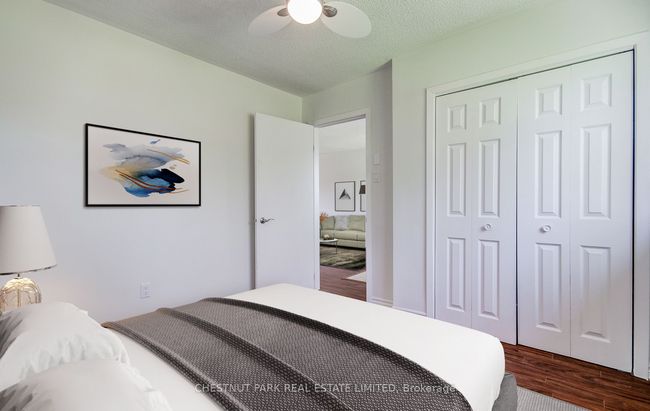 781 3 Rd Ave, House attached with 2 bedrooms, 1 bathrooms and 3 parking in Willow Beach ON | Image 10