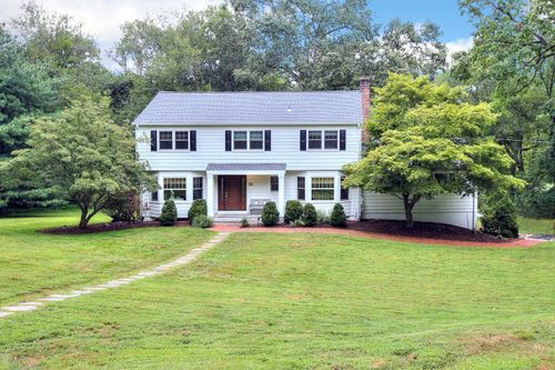 11 Turkey Hill Cir, Westport, CT, 06880-5514 | Card Image