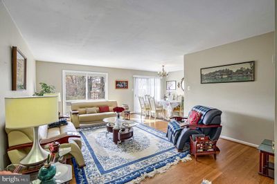 8303 Lee Lane, House other with 4 bedrooms, 3 bathrooms and null parking in VIENNA VA | Image 3