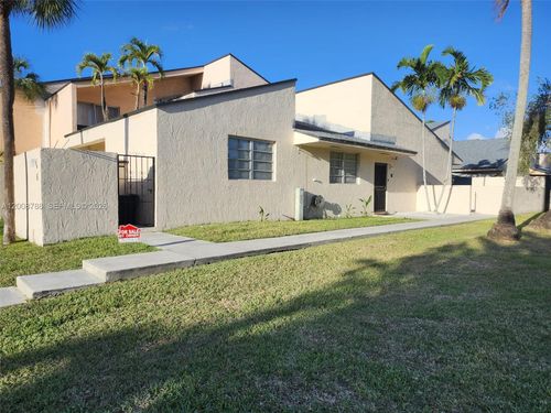 6-9195 Fontainebleau Blvd, Miami, FL, 33172-4366 | Card Image