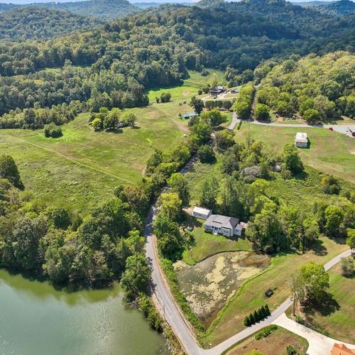 1278 Brooks Bend Ln, Gainesboro, TN, 38562-5350 | Card Image