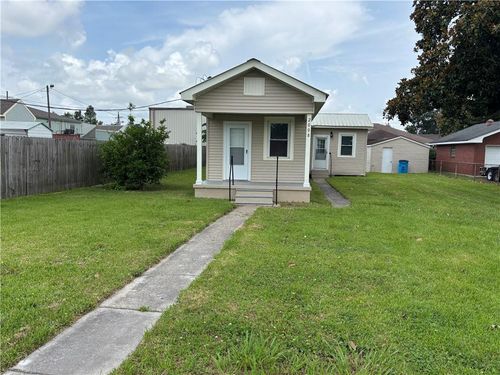 2008 General Pershing St, Violet, LA, 70092-3112 | Card Image