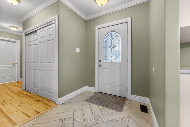 559 Mclachlan Rd, House other with 4 bedrooms, 2 bathrooms and 6 parking in White Lake ON | Image 5