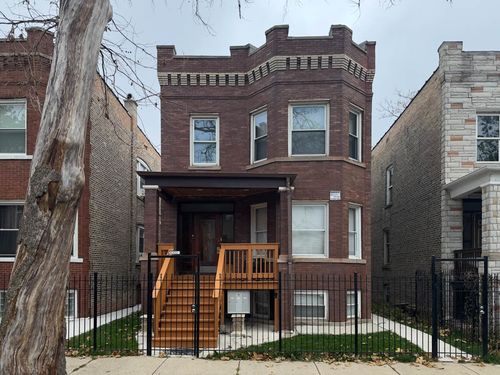 2-4322 W Kamerling Ave, CHICAGO, IL, 60651-1718 | Card Image