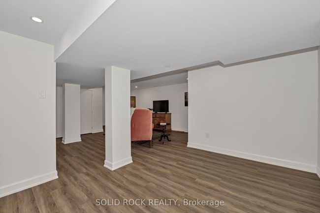 1229 Erindale Dr, House other with 4 bedrooms, 2 bathrooms and 3 parking in Ottawa ON | Image 24