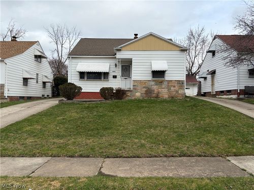 18915 Longview Ave, Maple Heights, OH, 44137-1624 | Card Image
