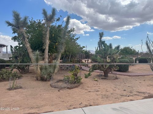 16330 S Hillery Ave, Yucca, AZ, 86438 | Card Image