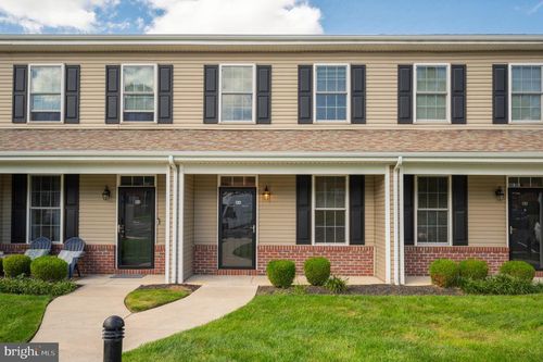 d4-350 N York Rd, HATBORO, PA, 19040-4812 | Card Image