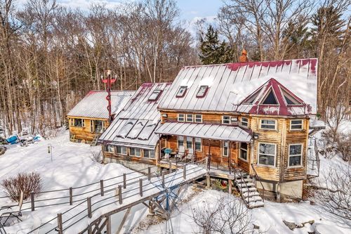 110 Middle Road, New Portland, ME, 04961 | Card Image