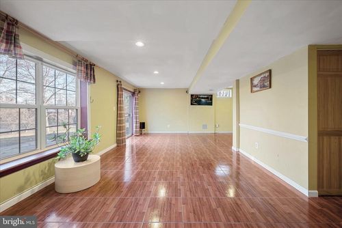 5051 Ridge View Ct, JEFFERSONTON, VA, 22724-2174 | Card Image