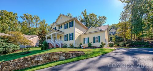 16 Larue Ct, Biltmore Lake, NC, 28715-8969 | Card Image