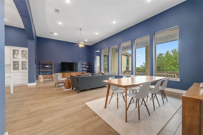 346 Egret Ln, House other with 4 bedrooms, 4 bathrooms and 4 parking in Austin TX | Image 6