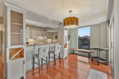 708-900 19th Ave S, Nashville, TN, 37212-2154 | Card Image