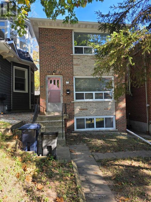 89 Spruce Hill Rd, Toronto, ON, M4E3G5 | Card Image