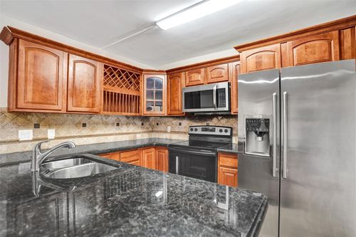 4872 Nw 95th Ave, Sunrise, FL, 33351-5117 | Card Image